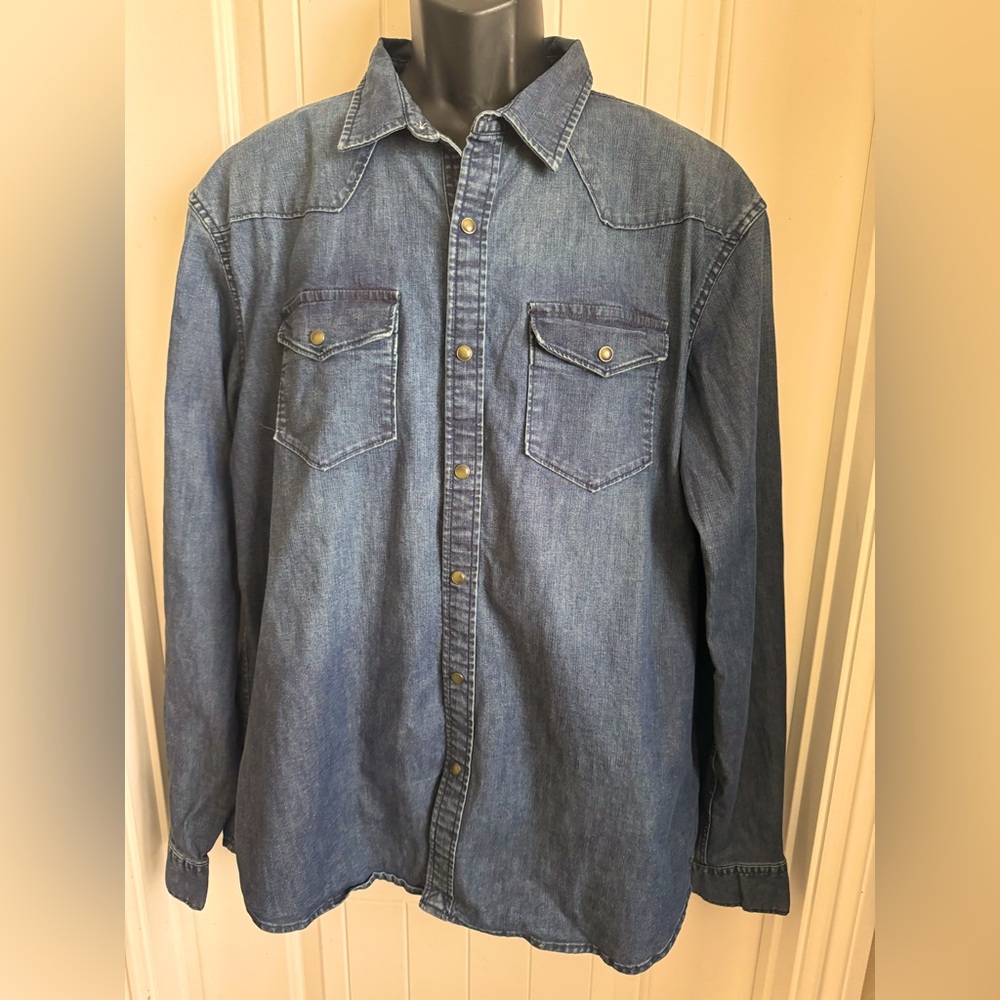Old Navy Slim Fit Dark Wash Long Sleeve Western Style Denim Shirt Pearl Snaps XL